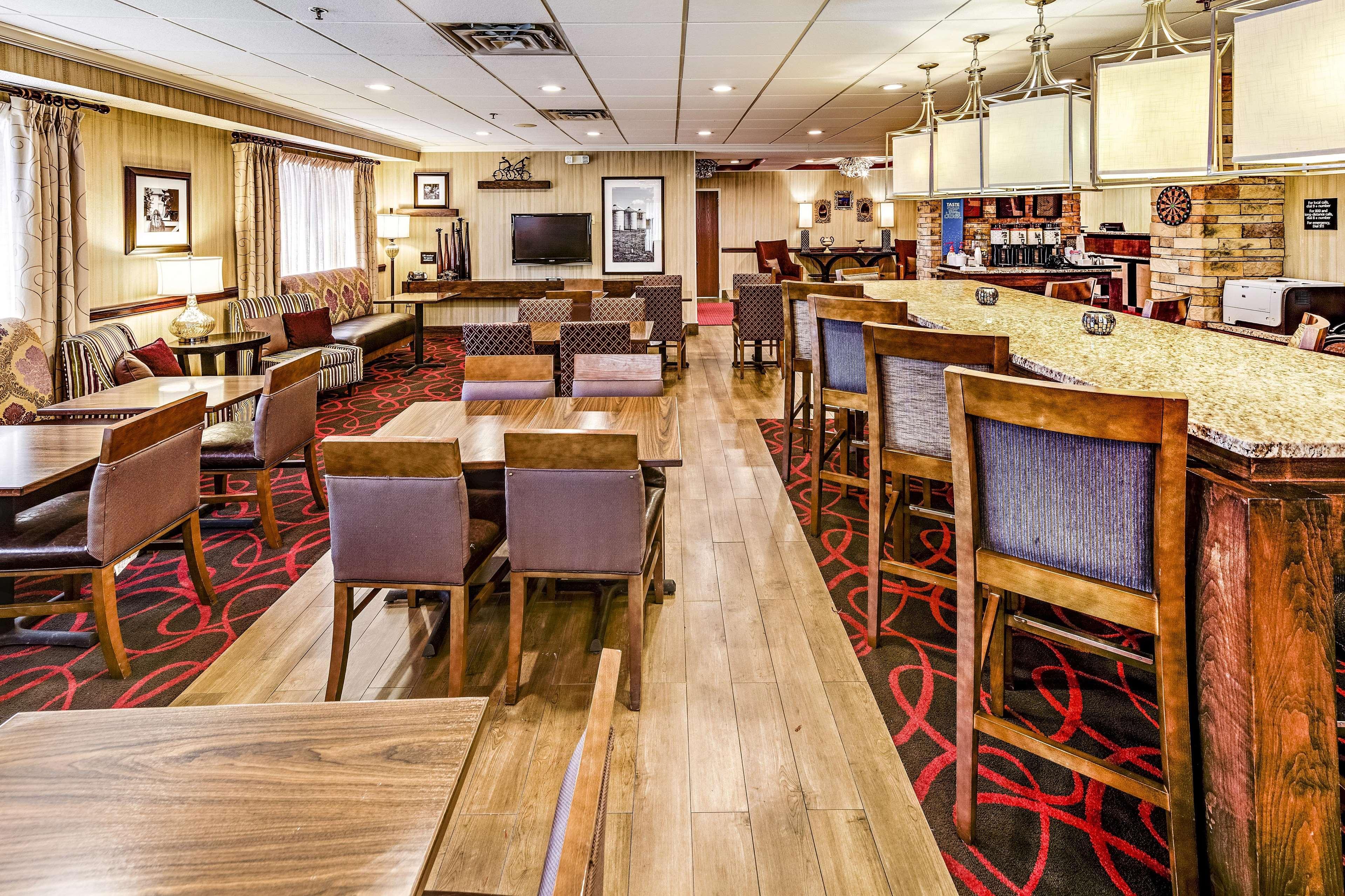 Hampton Inn Columbus I-70E/Hamilton Road Buitenkant foto