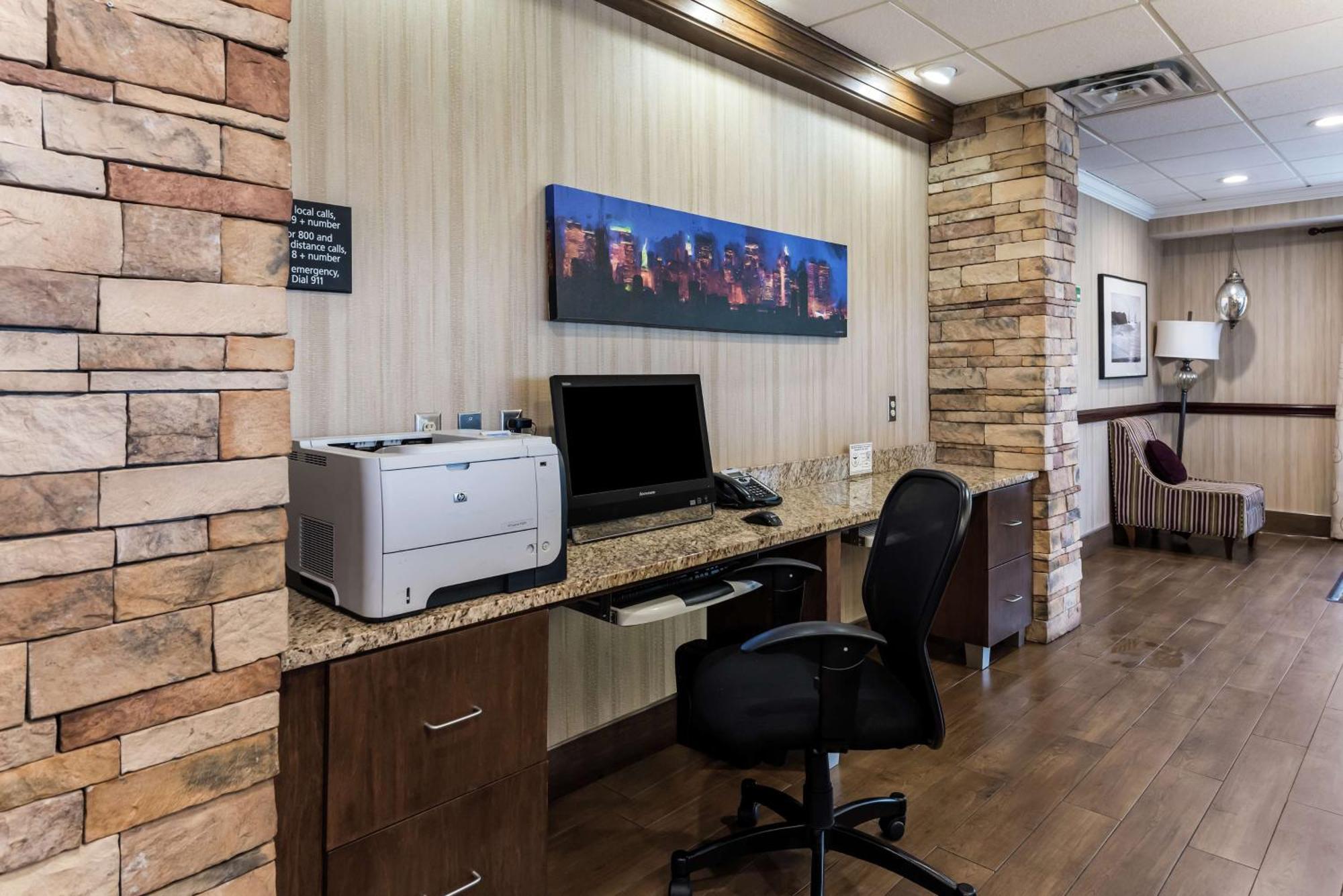 Hampton Inn Columbus I-70E/Hamilton Road Buitenkant foto