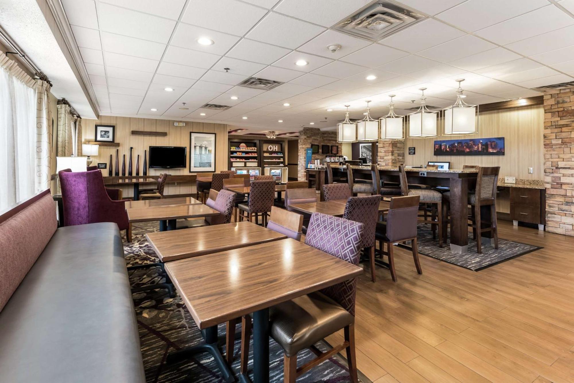 Hampton Inn Columbus I-70E/Hamilton Road Buitenkant foto